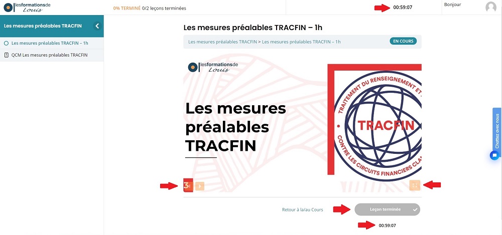 Lecture du cours : flèches de navigation, mode plein écran et bouton “Leçon terminée”